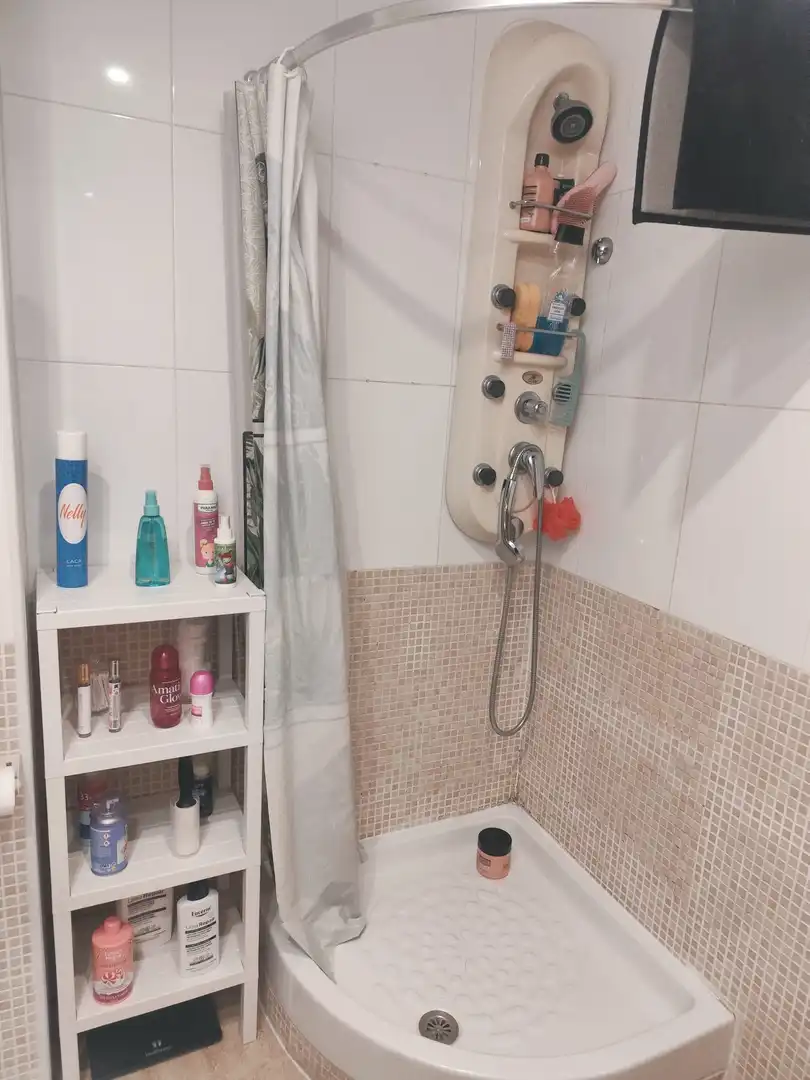 Baño de Piso en venta en Montbrió del Camp con Aire acondicionado, Trastero y Parking comunitario