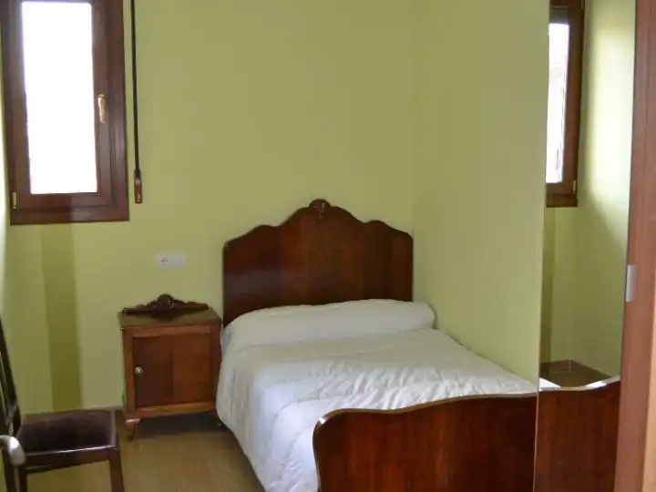 Habitación de Piso de alquiler en Bilbao  con Calefacción, Jardín privado y Amueblado