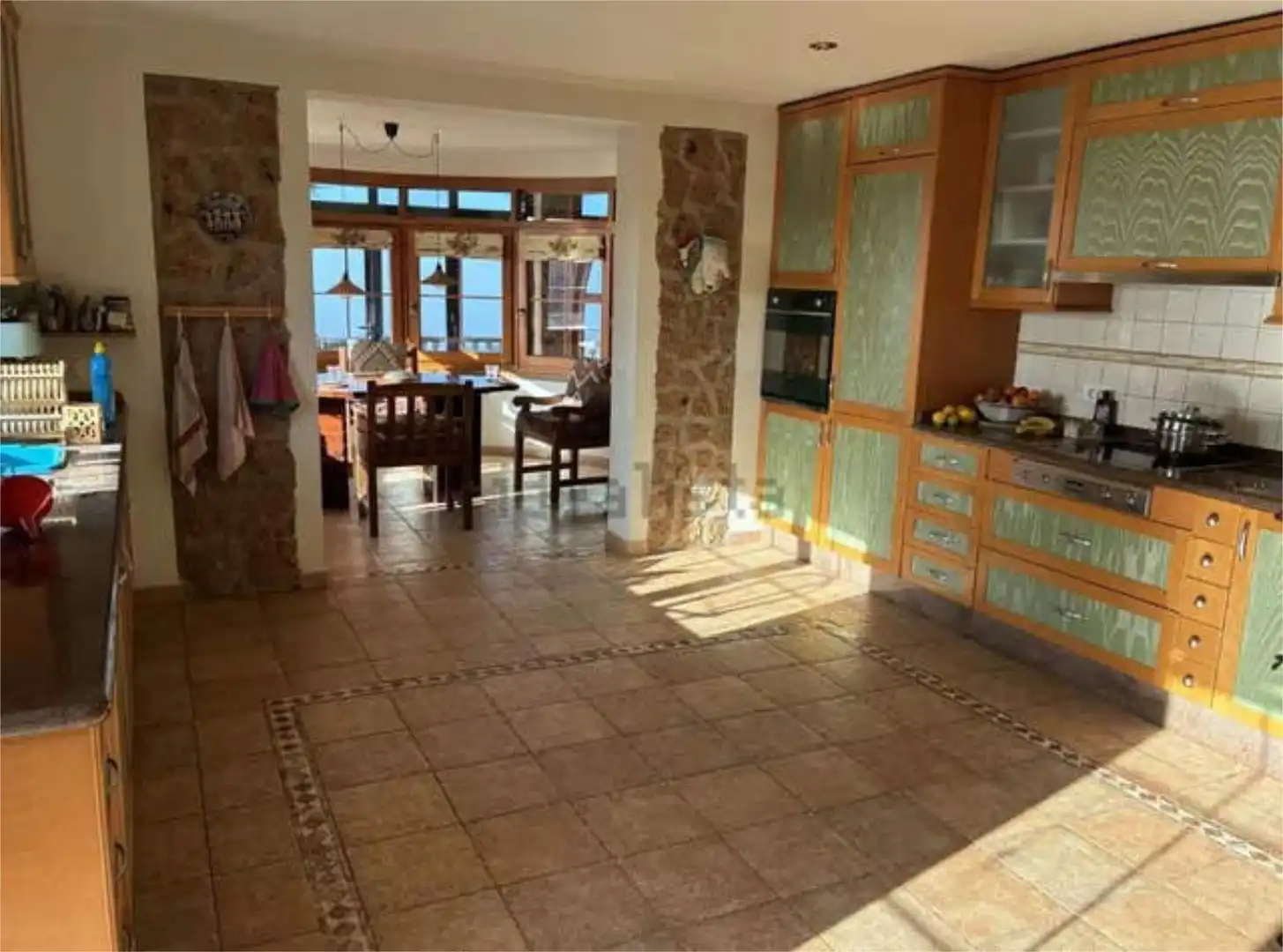 Casa adosada en venta en Avenida de Europa Cocina de Casa adosada en venta en Montequinto con Jardín privado, Terraza y Trastero