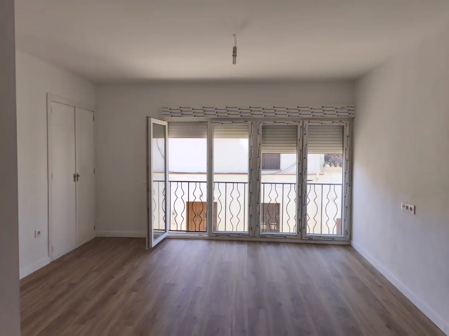 Flat for sale in Avenida de la Constitución, 58, Cabeza la Vaca Balcony of Flat for sale in Cabeza la Vaca with Heating, Terrace and Balcony