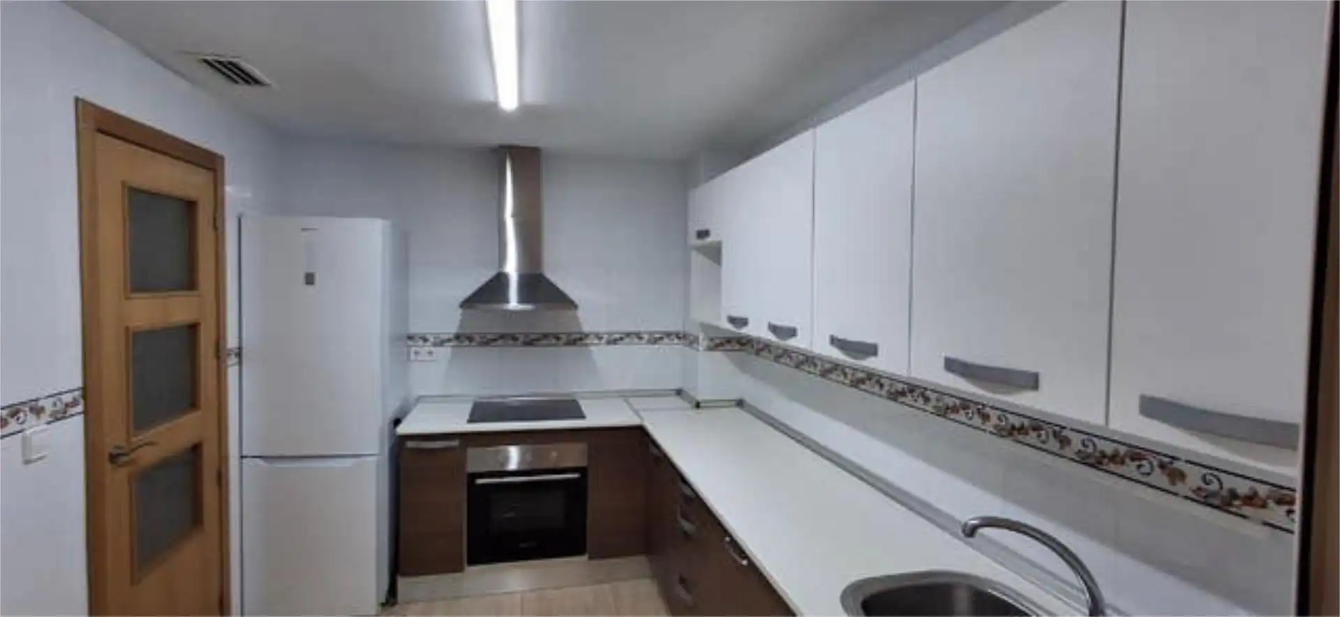 Piso de alquiler en Cobatillas Cocina de Piso de alquiler en Murcia con Trastero