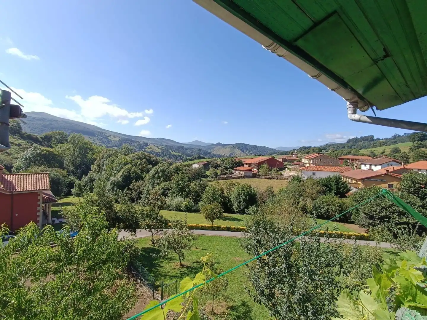 Vista exterior de Casa o chalet en venta en Anievas