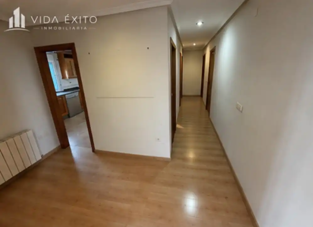 Piso en venta en Jaén con Aire acondicionado, Calefacción y Parquet