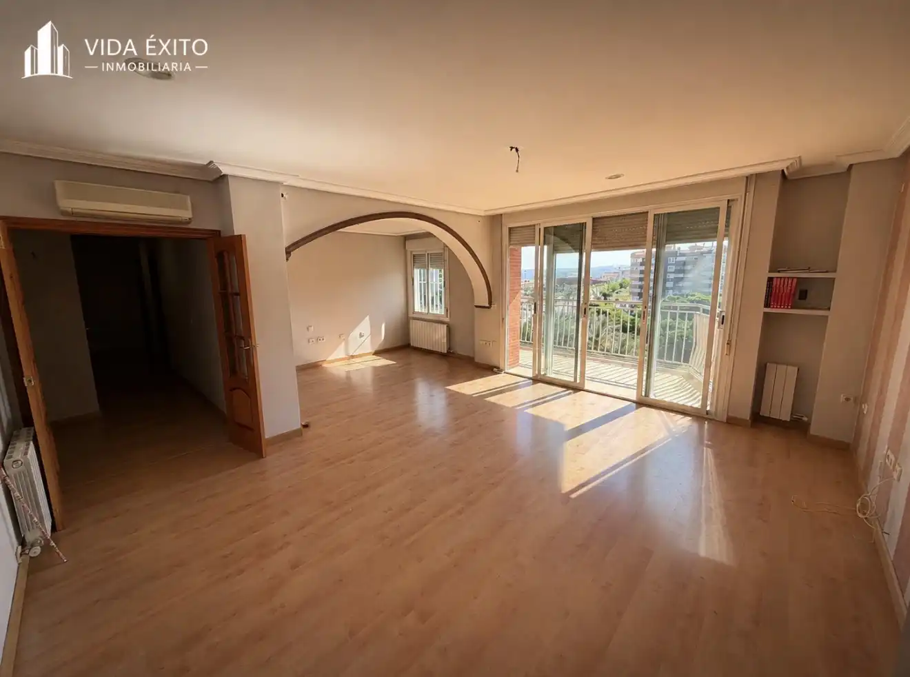 Sala de estar de Piso en venta en Jaén con Aire acondicionado, Calefacción y Parquet