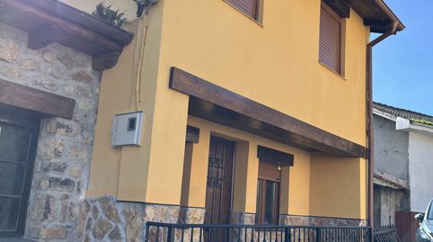 Foto 2 de Casa o xalet en venda a Calle Covadonga, 20, Piloña, Asturias