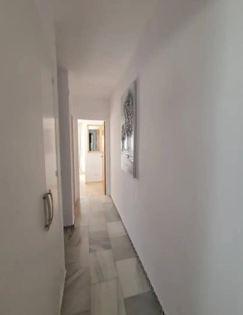 Einfamilien-Reihenhaus zur Miete in Calle Aldea, 1, Chullera Einfamilien-Reihenhaus zur Miete in Manilva mit Klimaanlage, Privatgarten und Terrasse