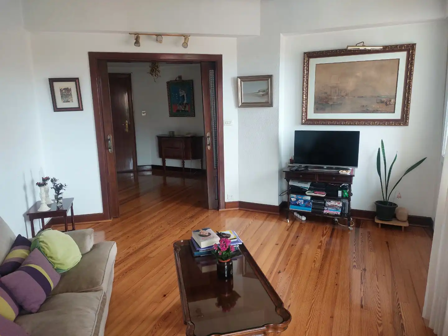 Flat for sale in Usategui Living room of Flat for sale in Getxo with Heating, Parquet flooring and Terrace