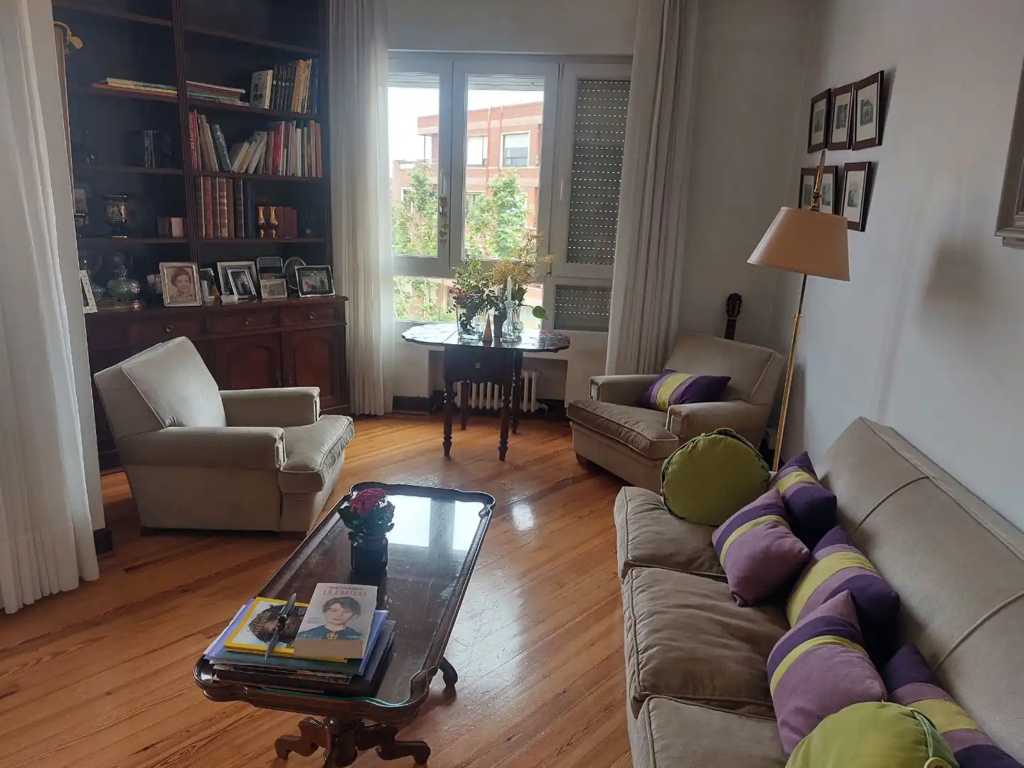 Flat for sale in Usategui Living room of Flat for sale in Getxo with Heating, Parquet flooring and Terrace
