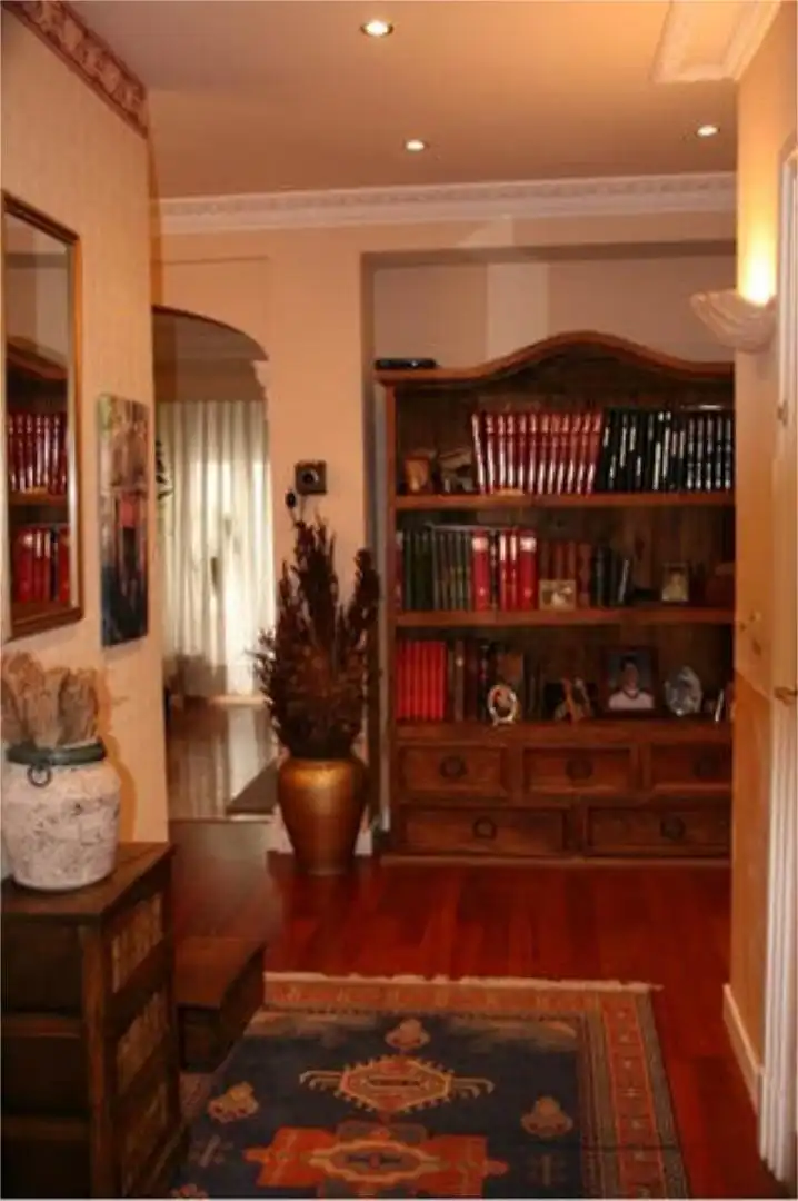 Sala de estar de Piso en venta en Vitoria - Gasteiz con Calefacción, Jardín privado y Terraza