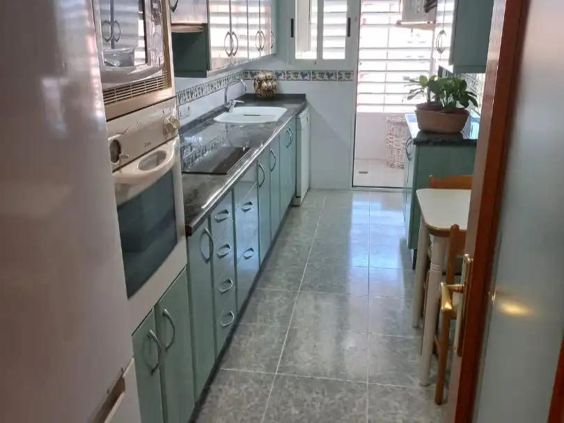 Flat for rent in Carrer del Mestre Arrieta, 38, Ensanche - Parque del Oeste Kitchen of Flat for rent in Castellón de la Plana / Castelló de la Plana with Air Conditioner, Heating and Storage room