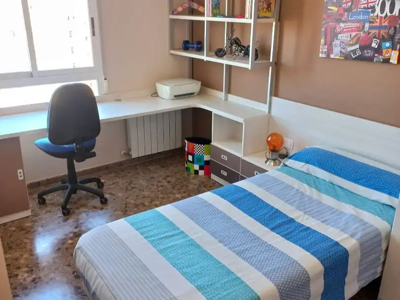Flat for rent in Carrer del Mestre Arrieta, 38, Ensanche - Parque del Oeste Bedroom of Flat for rent in Castellón de la Plana / Castelló de la Plana with Air Conditioner, Heating and Storage room