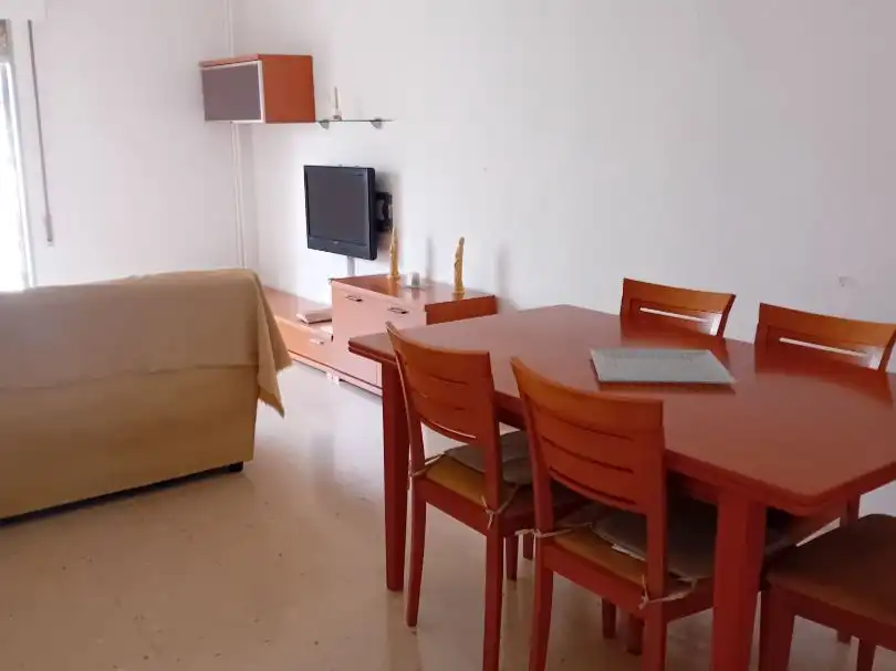 Piso en venta en Calle Fragata, 2, San García Comedor de Piso en venta en Algeciras con Aire acondicionado, Calefacción y Trastero
