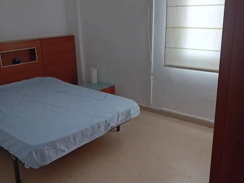 Piso en venta en Calle Fragata, 2, San García Habitación de Piso en venta en Algeciras con Aire acondicionado, Calefacción y Trastero