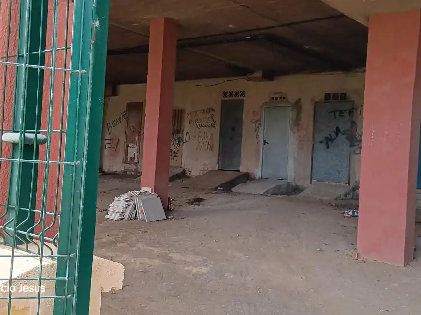 Piso en venta en Calle Fragata, 2, San García Piso en venta en Algeciras con Aire acondicionado, Calefacción y Trastero