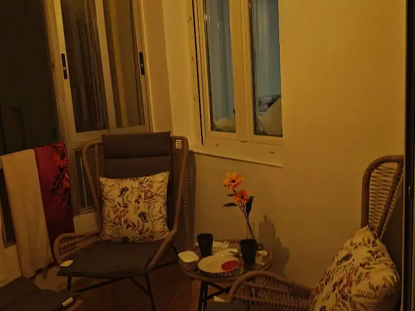Room in Plaza Pintor Anglada, 1, L'Illa Perduda Balcony of Flat for share in Valencia with Furnished and Balcony