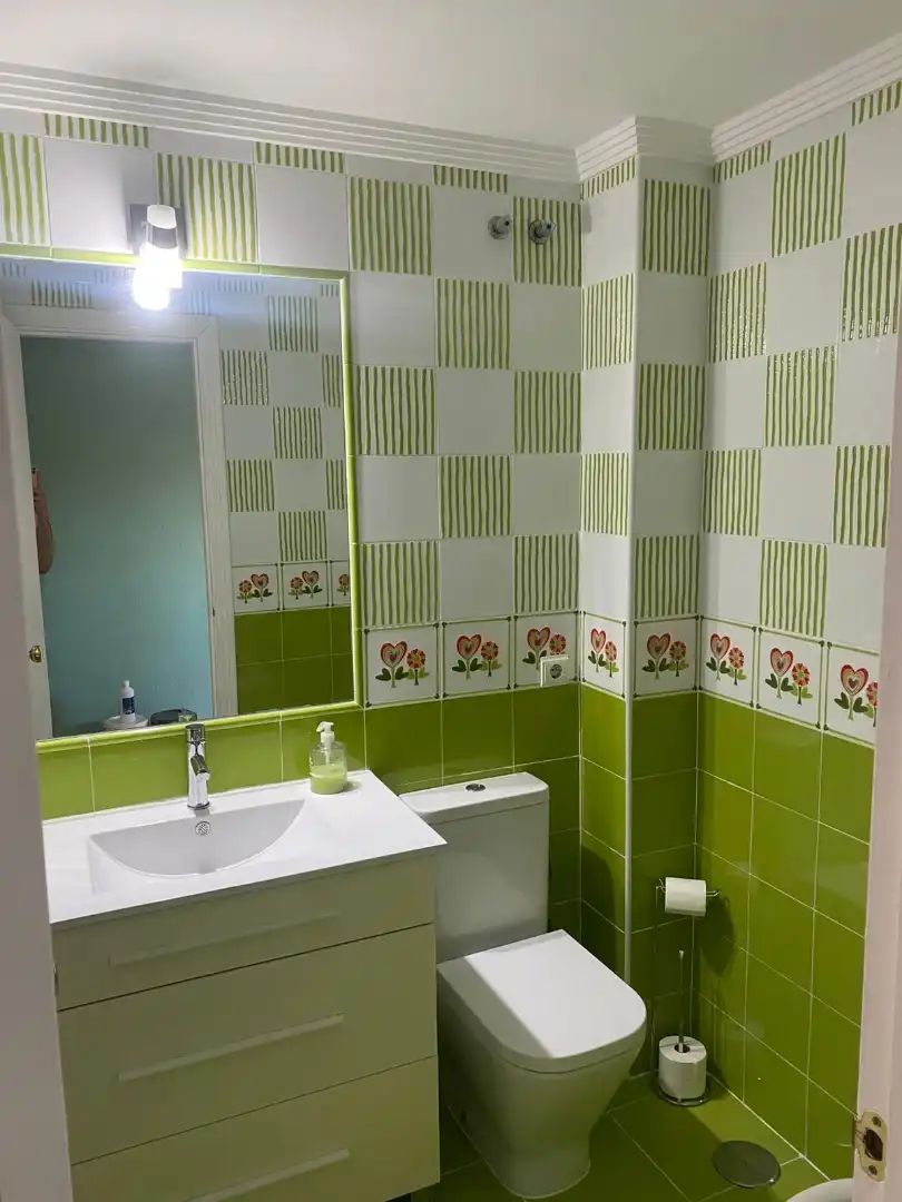 Wohnung zur Miete in Calle Don Juan Macho, 2, San José de la Rinconada Badezimmer von Wohnung zur Miete in La Rinconada mit Klimaanlage und Terrasse