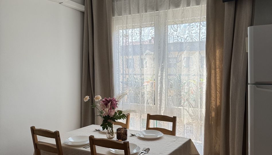 Piso en venta en Carrer de Yecla, 1, L'Amistat, Valencia Capital - imagen 1 Foto 1 de Piso en venta en Carrer de Yecla, 1, L'Amistat, Valencia Capital