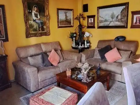 Maisonette zum Verkauf in Calle Cueva del Gato, 4, Sevilla Capital Wohnzimmer von Maisonette zum Verkauf in Sevilla Capital mit Klimaanlage, Terrasse und Schwimmbad