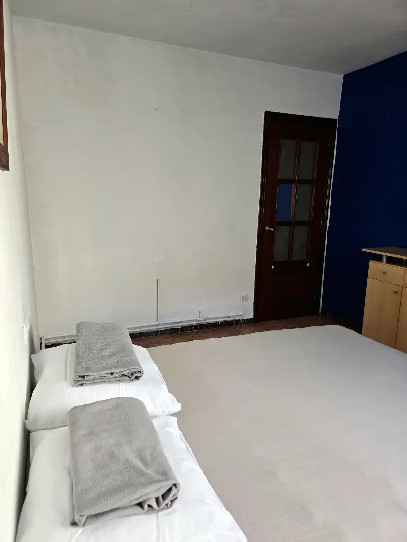 Habitación en Calle Siglo XX, 30, Llano Habitación de Apartamento para compartir en Gijón con Parquet, Amueblado y Lavadora