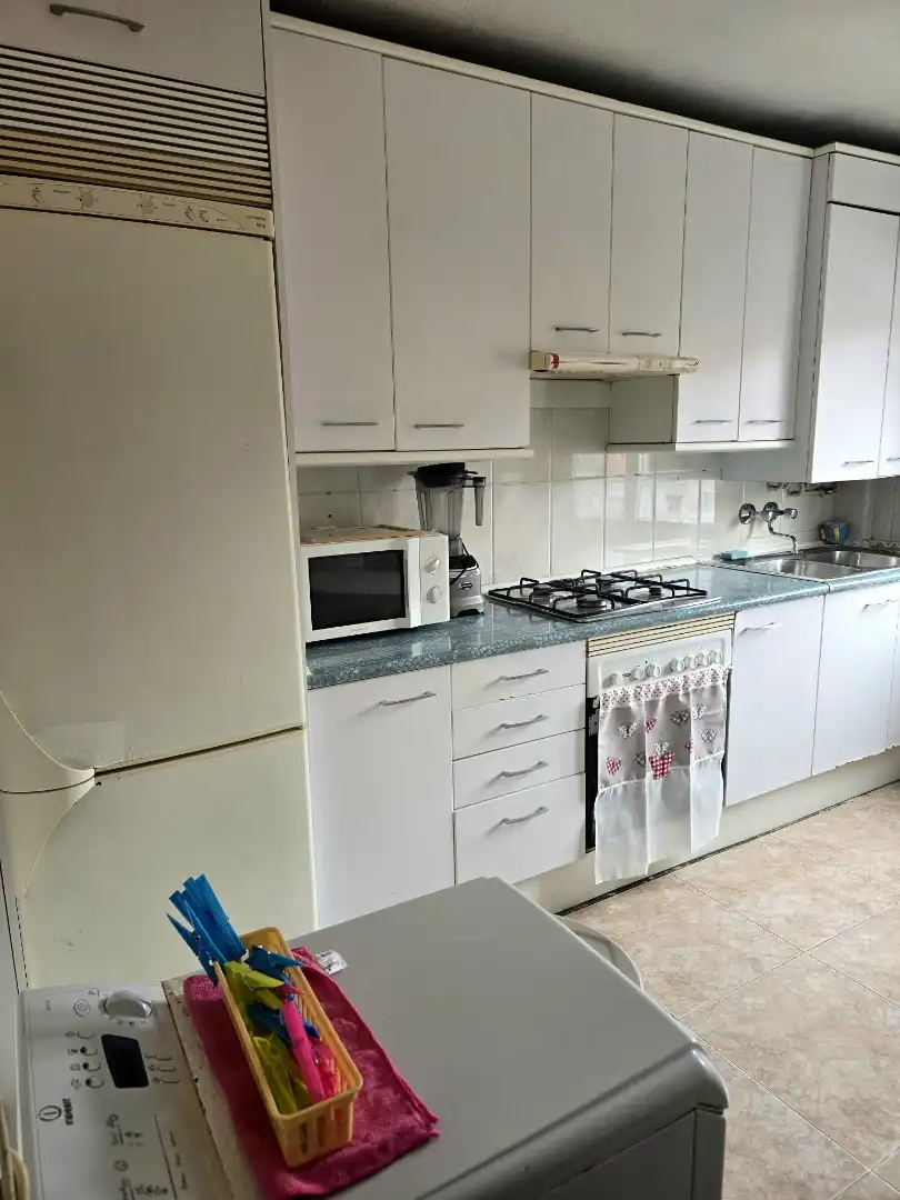 Habitación en Calle Siglo XX, 30, Llano Cocina de Apartamento para compartir en Gijón con Parquet, Amueblado y Lavadora
