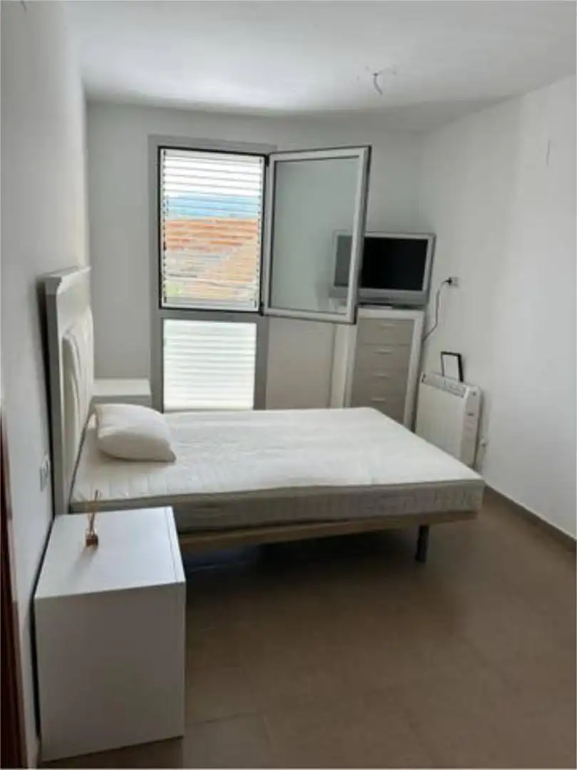 Bedroom of Flat for rent in Duesaigües