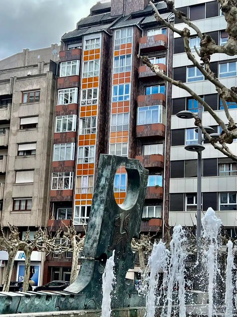 Ático de alquiler en Plaza Cortes Leonesas, 4, Centro Ciudad Vista exterior de Ático de alquiler en León Capital con Calefacción, Parquet y Terraza