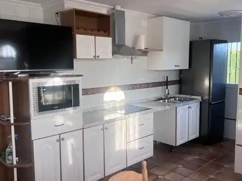 Zimmer in Camino del Mahonés, 37, Los Girasoles Küche von Haus oder Chalet zur untervermieten in San Vicente del Raspeig / Sant Vicent del Raspeig mit Klimaanlage, Heizung und Privatgarten