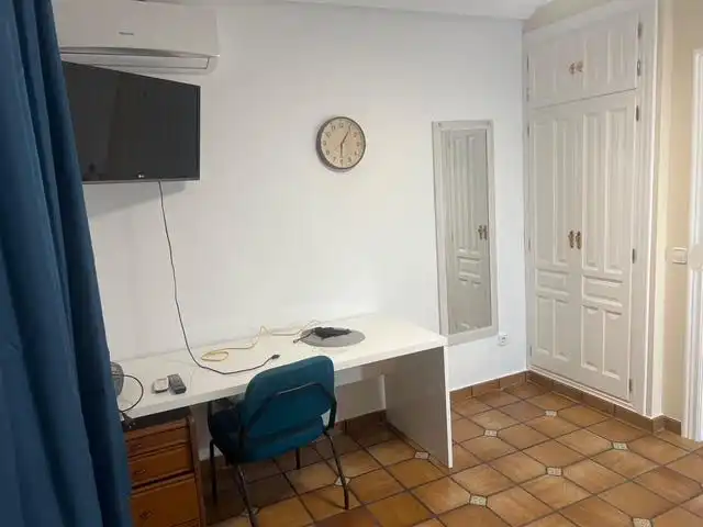 Zimmer in Camino del Mahonés, 37, Los Girasoles Haus oder Chalet zur untervermieten in San Vicente del Raspeig / Sant Vicent del Raspeig mit Klimaanlage, Heizung und Privatgarten