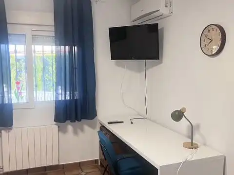 Zimmer in Camino del Mahonés, 37, Los Girasoles Schlafzimmer von Haus oder Chalet zur untervermieten in San Vicente del Raspeig / Sant Vicent del Raspeig mit Klimaanlage, Heizung und Privatgarten