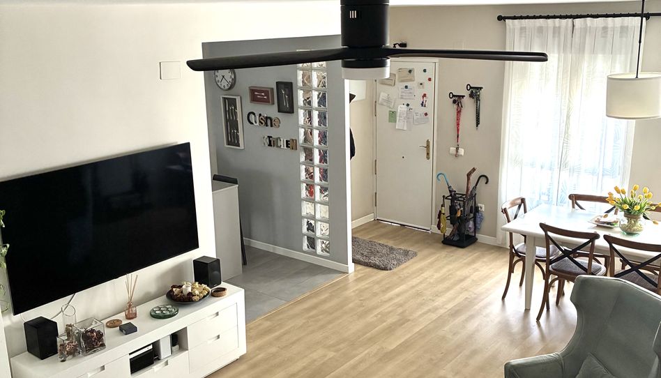 Dúplex en venta en Calle Antonio Pantión, 6, Cruz Roja, Sevilla Capital - imagen 1 Foto 1 de Dúplex en venta en Calle Antonio Pantión, 6, Cruz Roja, Sevilla Capital