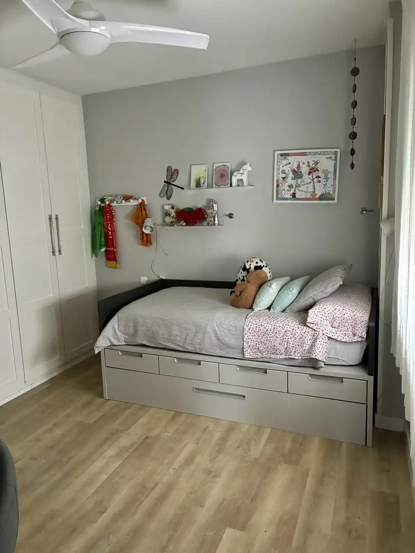 Dúplex en venta en Calle Antonio Pantión, 6, Cruz Roja Habitación de Dúplex en venta en Sevilla con Aire acondicionado, Calefacción y Parquet