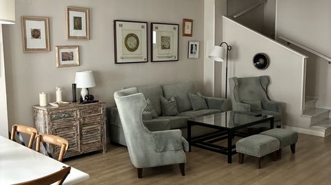 Dúplex en venta en Calle Antonio Pantión, 6, Cruz Roja, Sevilla Capital - imagen 2 Foto 2 de Dúplex en venta en Calle Antonio Pantión, 6, Cruz Roja, Sevilla Capital