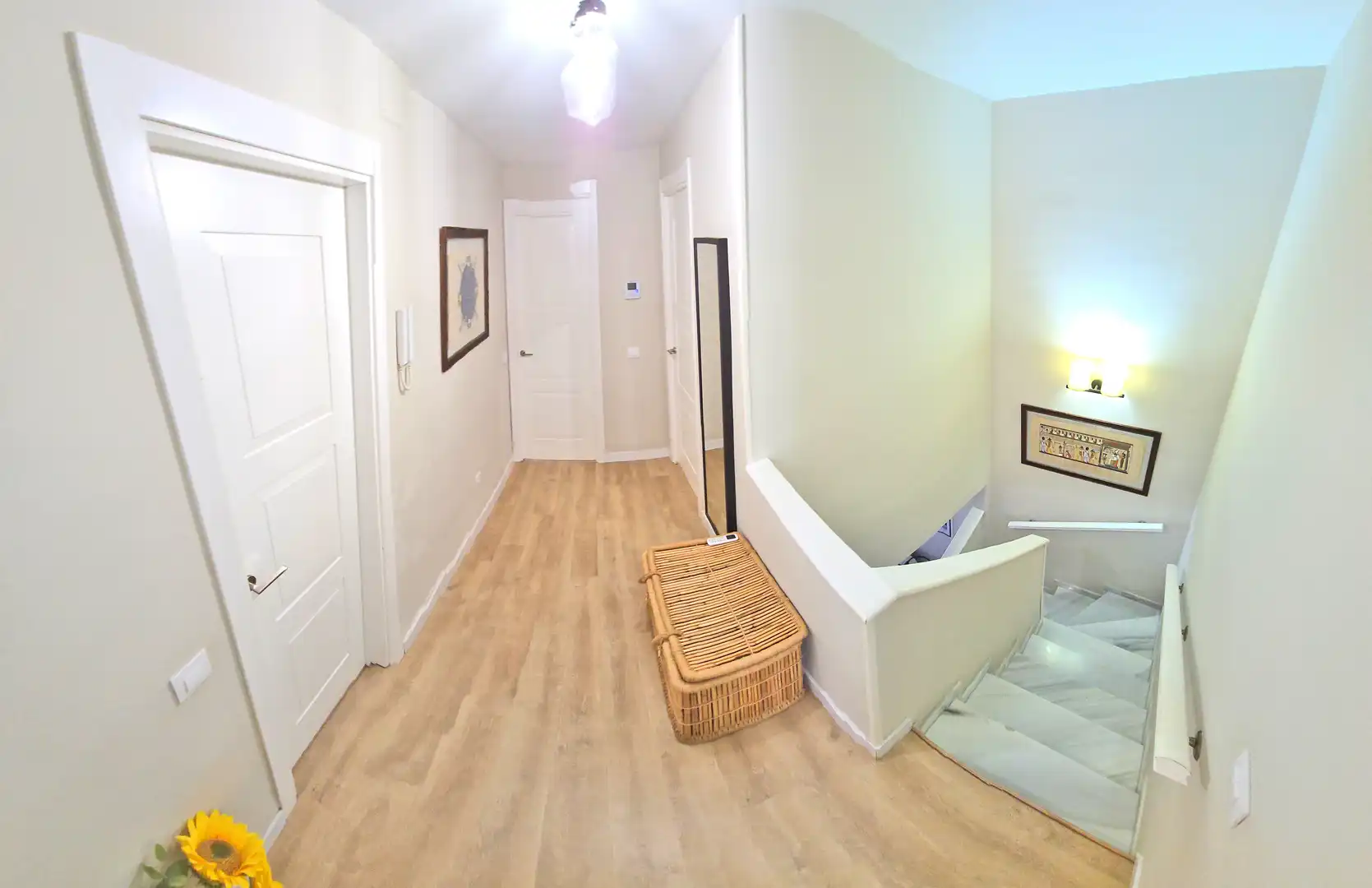 Maisonette zum Verkauf in Sevilla mit Klimaanlage, Heizung und Parkett