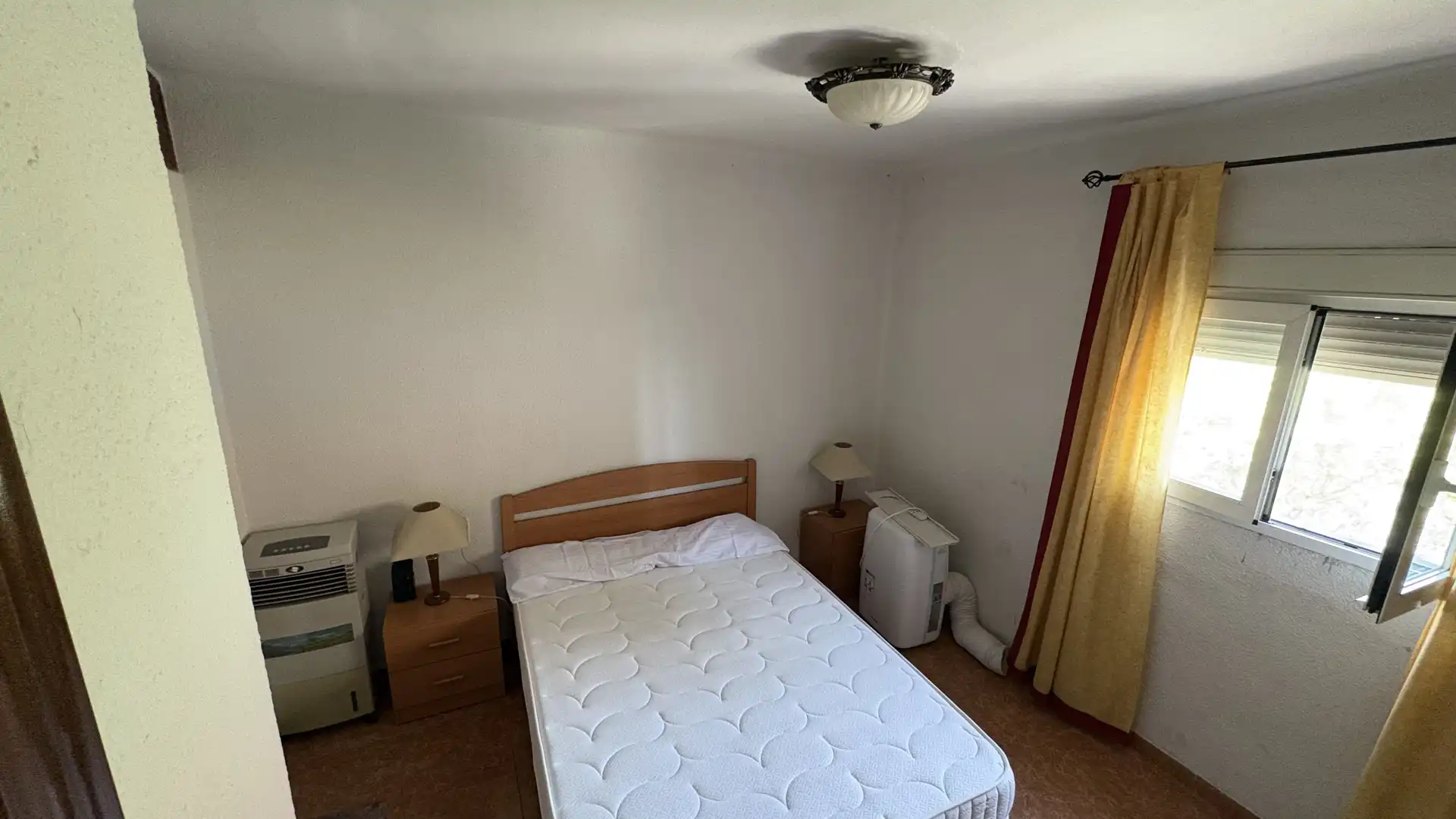 Bedroom of Flat for sale in  Granada Capital  with Balcony