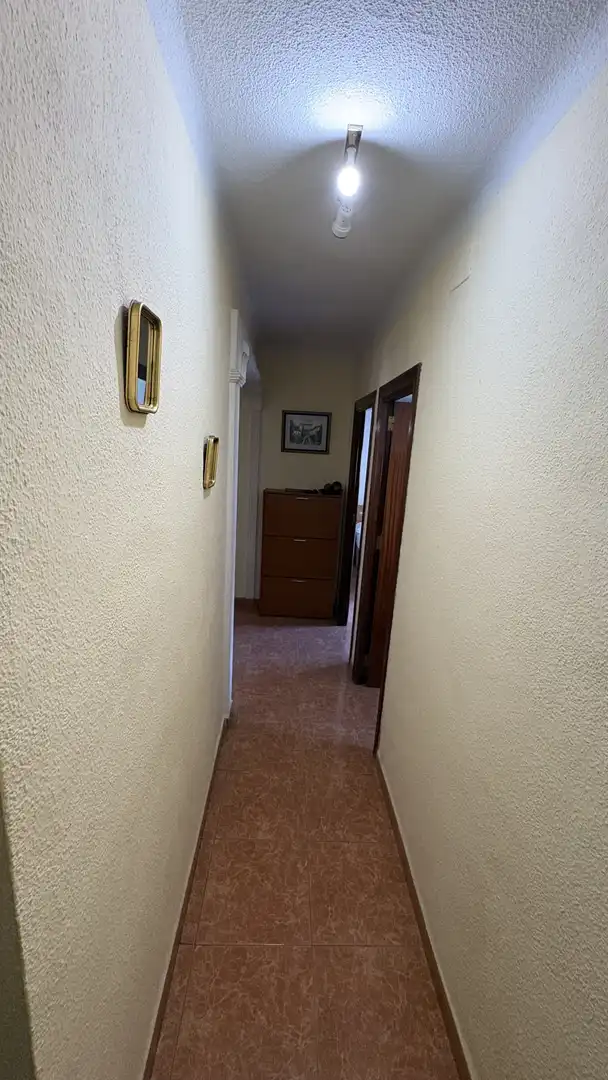 Flat for sale in  Granada Capital  with Balcony