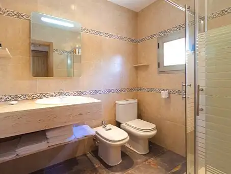 Baño de Casa o chalet de alquiler en Sa Pobla con Aire acondicionado y Terraza