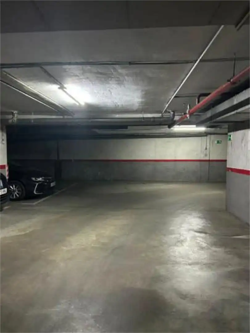 Garage for rent in Lucero Parking of Garage for rent in Madrid