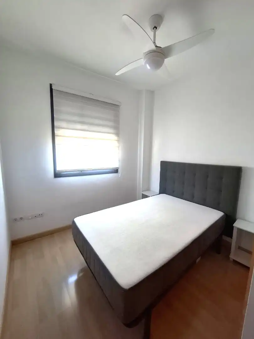 Piso de alquiler en Calle la Cornisa, 1, Gelves Habitación de Piso de alquiler en Gelves con Aire acondicionado, Calefacción y Parquet