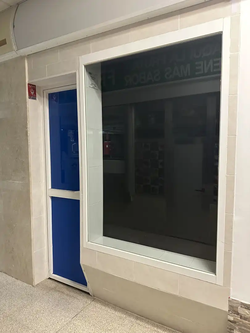 Local en traspaso en Calle de Valderribas, 30, Pacífico Local en traspaso en Madrid con Aire acondicionado