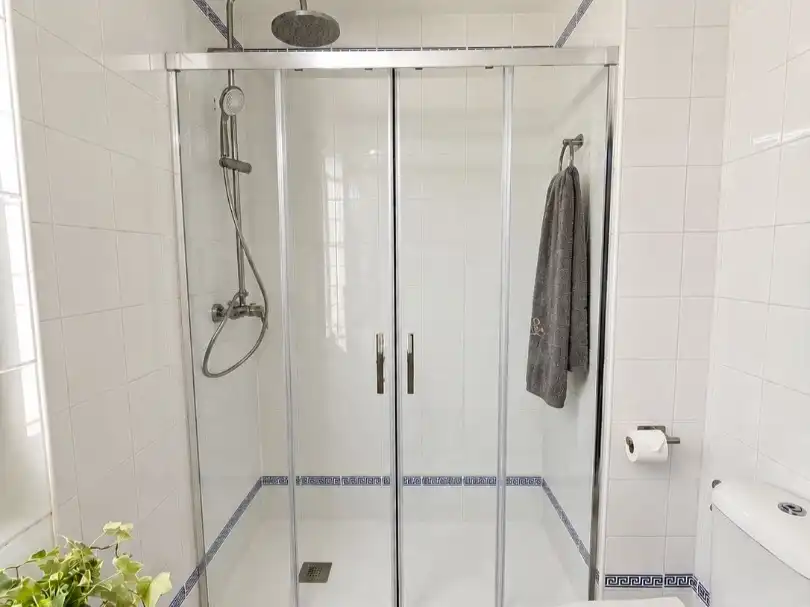 Piso en venta en Avenida Europa, 30, Avenida de Europa Baño de Piso en venta en Montequinto con Aire acondicionado, Calefacción y Jardín privado
