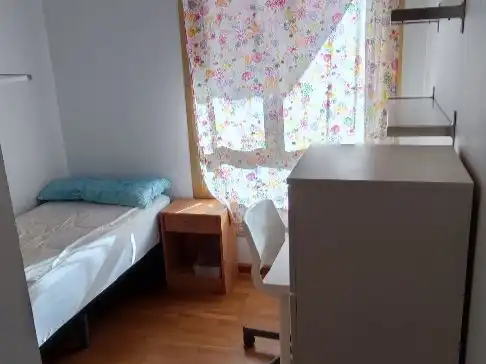 Zimmer in Avenida Dolores Rodríguez de Aragón, 3, El Cónsul - Ciudad Universitaria - El Romeral Schlafzimmer von Wohnung zur untervermieten in Málaga mit Klimaanlage, Heizung und Parkett