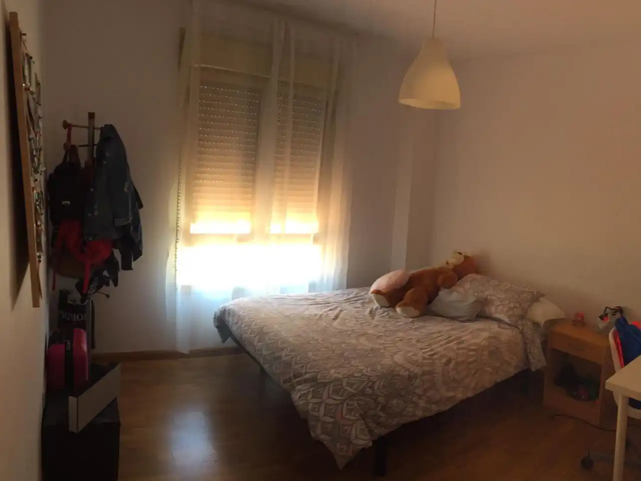 Zimmer in Avenida Dolores Rodríguez de Aragón, 3, El Cónsul - Ciudad Universitaria - El Romeral Schlafzimmer von Wohnung zur untervermieten in Málaga mit Klimaanlage, Heizung und Parkett