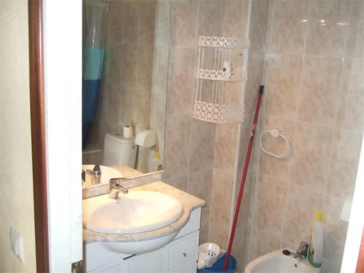 Wohnung zum Verkauf in La Jonquera Badezimmer von Wohnung zum Verkauf in La Jonquera mit Terrasse