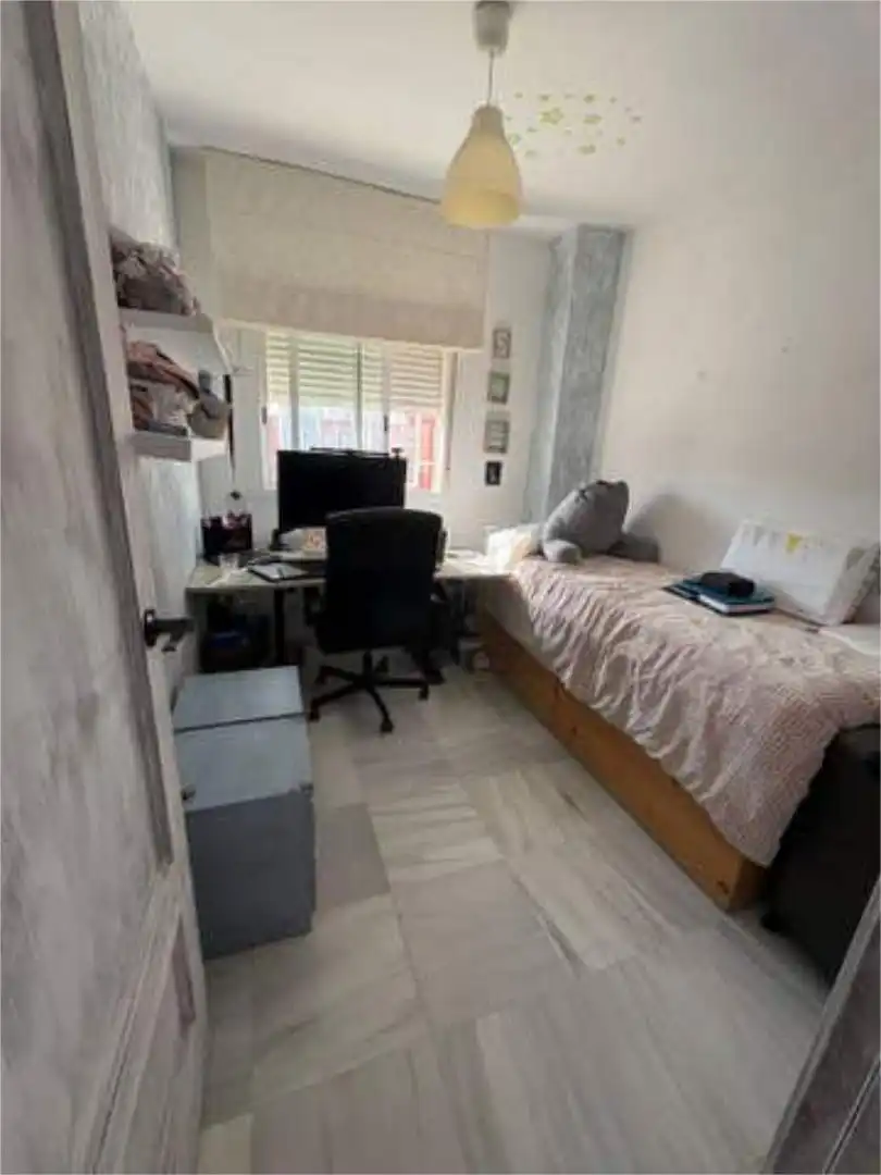 Flat for rent in Martín Carpena - Torre del Río Bedroom of Flat for rent in Málaga with Heating, Private garden and Terrace