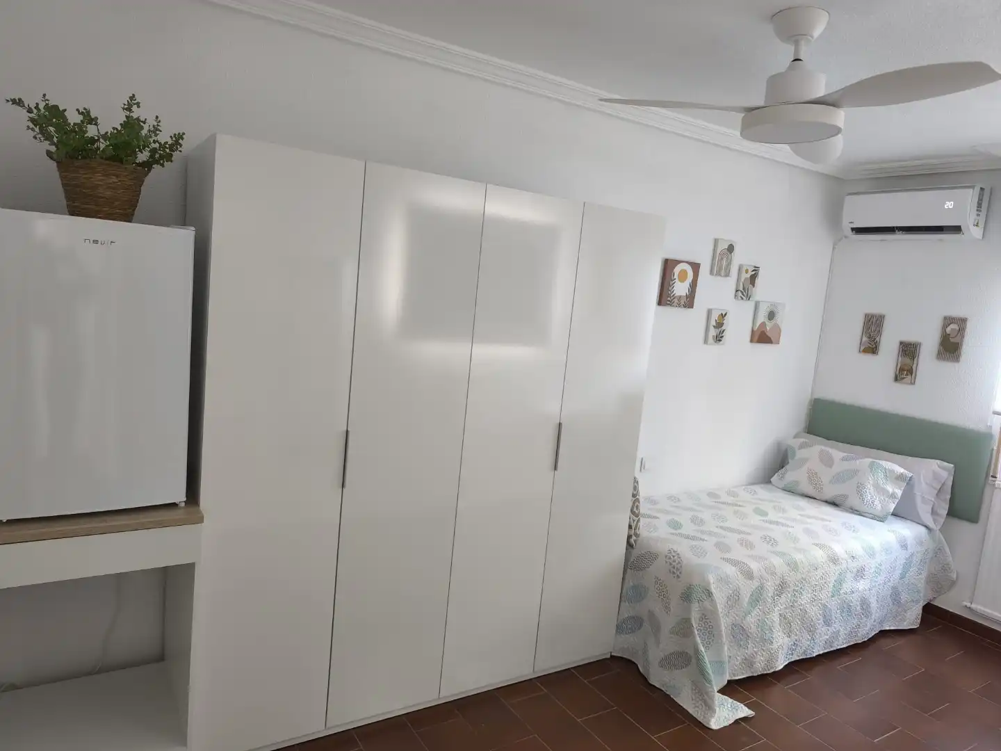 Habitació a Calle de la Flor, 11, Manzanares
