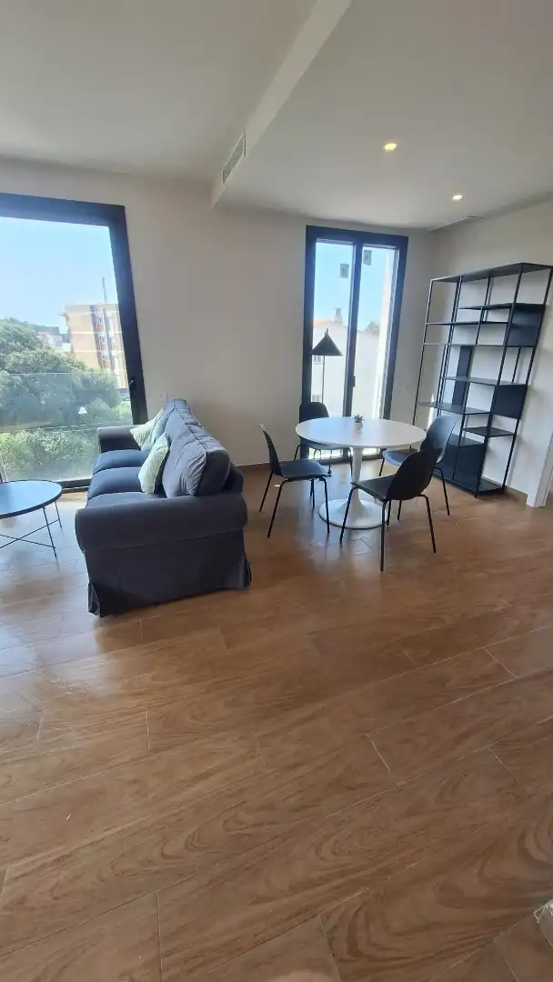 Wohnung zur Miete in Passeig de Sant Dídac, 10, Vallpineda - Santa Bàrbara Wohnzimmer von Wohnung zur Miete in Sitges mit Parkett, Abstellraum und Möbliert