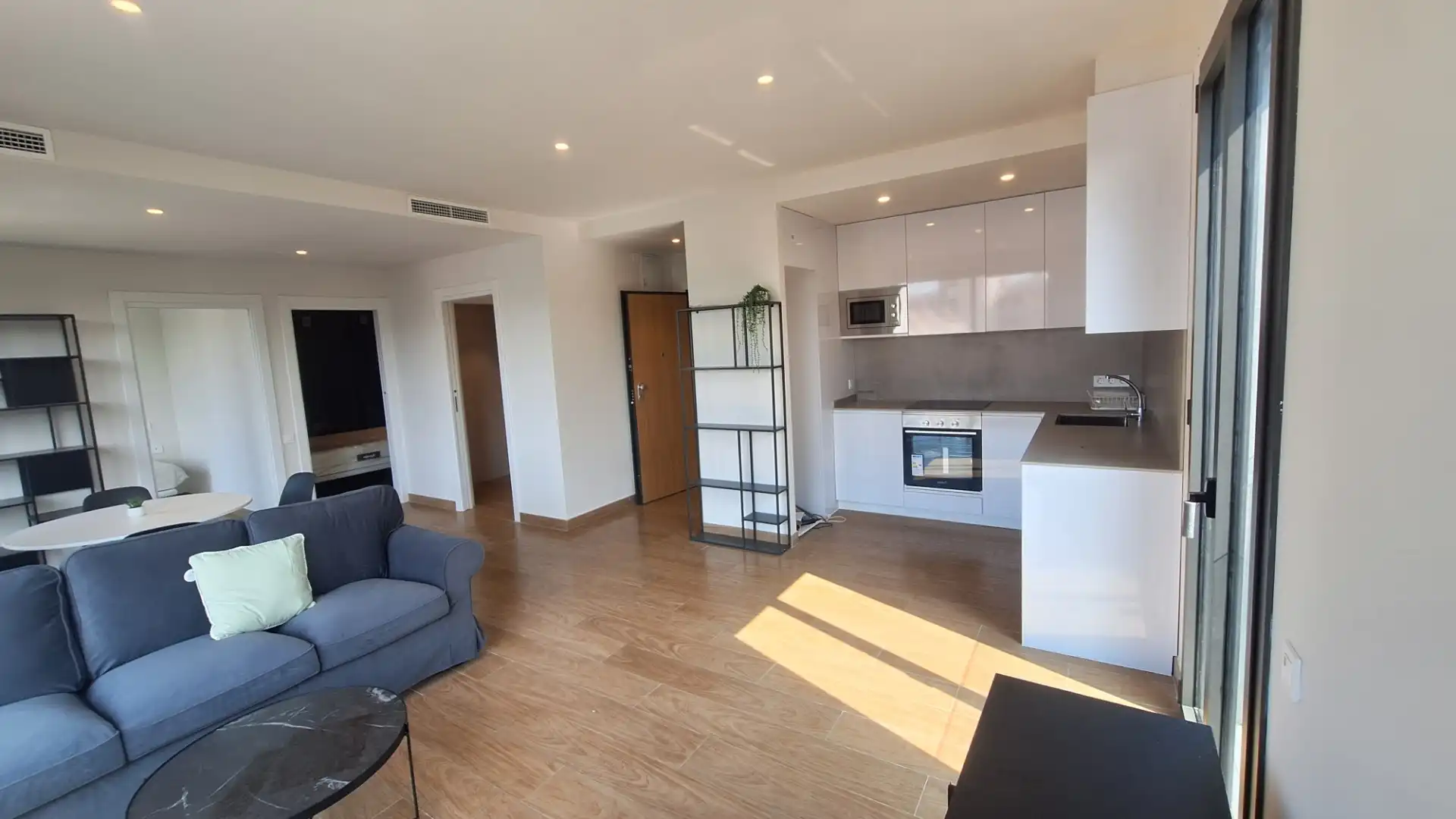 Wohnung zur Miete in Passeig de Sant Dídac, 10, Vallpineda - Santa Bàrbara Wohnzimmer von Wohnung zur Miete in Sitges mit Parkett, Abstellraum und Möbliert