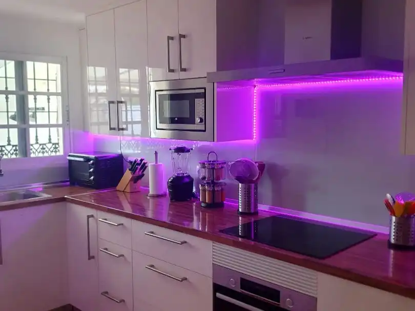 Detached homes for sale in Calle Jara, 36, Platero - El Limón Kitchen of Detached homes for sale in Alhaurín de la Torre with Air Conditioner and Swimming Pool