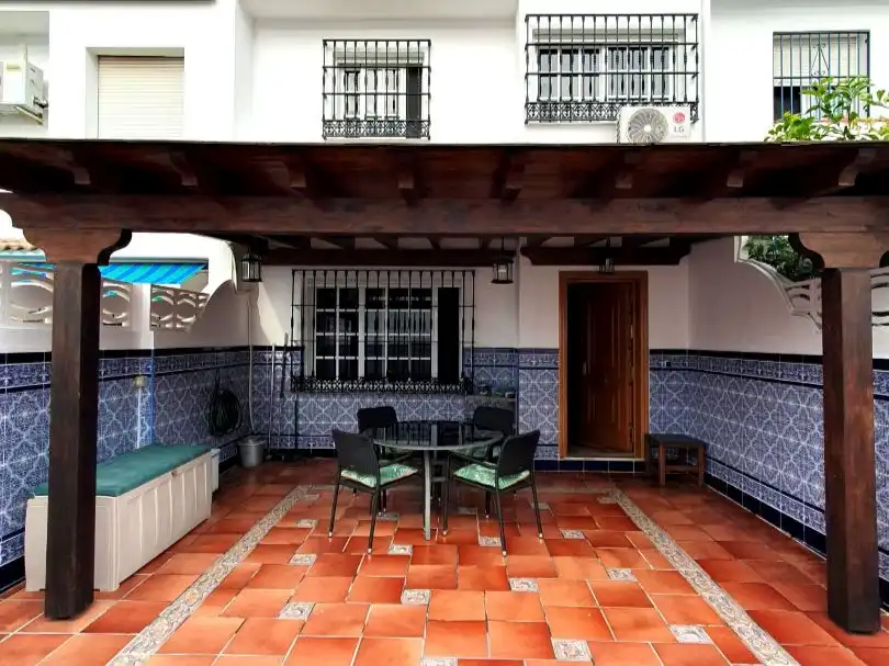 Detached homes for sale in Calle Jara, 36, Platero - El Limón Terrace of Detached homes for sale in Alhaurín de la Torre with Air Conditioner and Swimming Pool