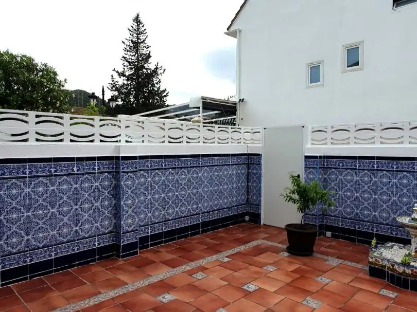 Detached homes for sale in Calle Jara, 36, Platero - El Limón Terrace of Detached homes for sale in Alhaurín de la Torre with Air Conditioner and Swimming Pool